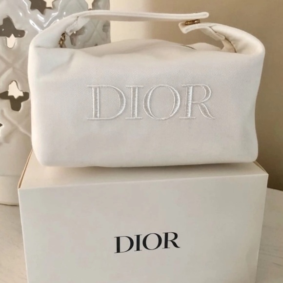 Dior Handbags - Dior beauty white pouch